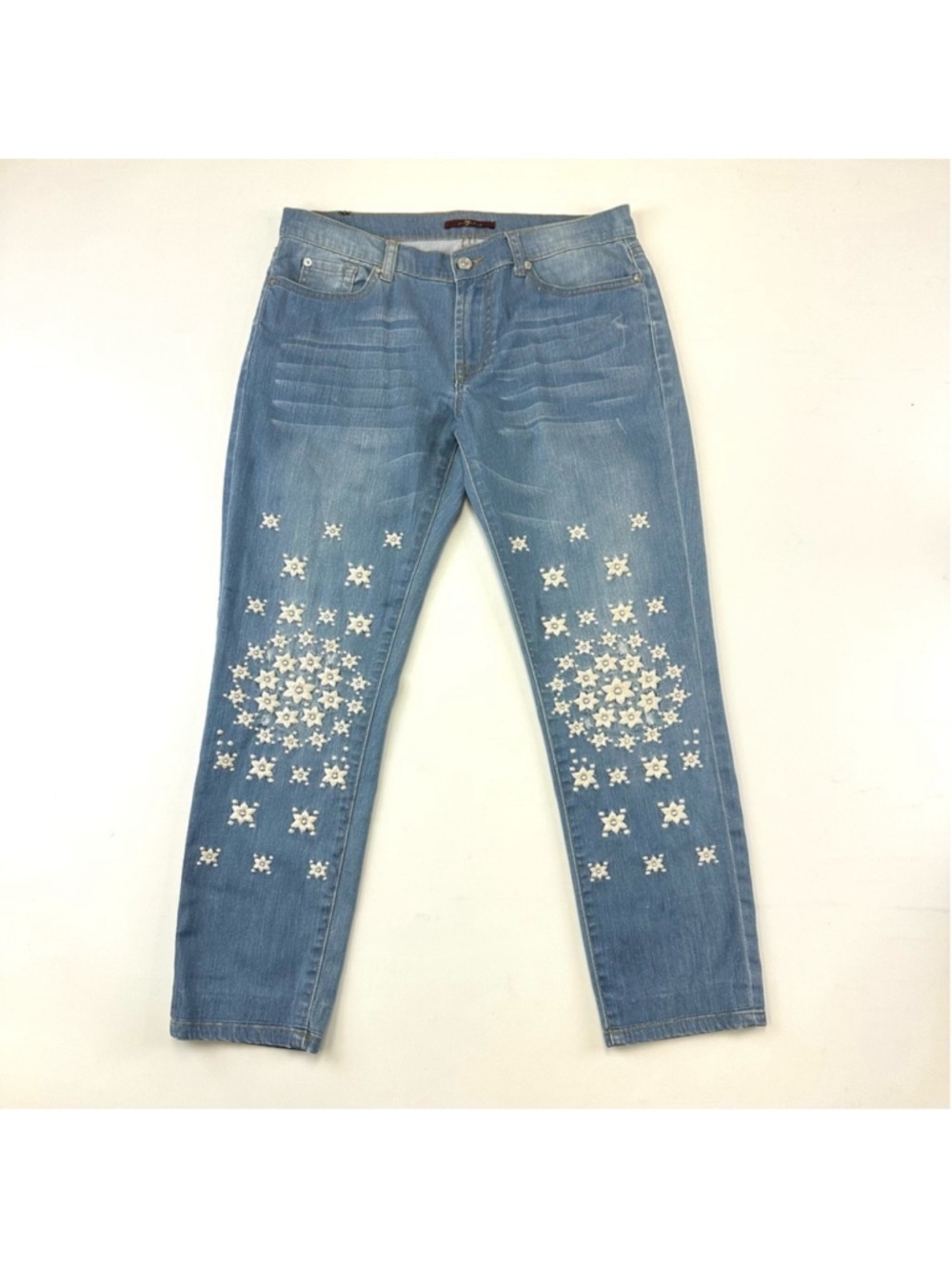 7 for All Mankind low rise embroidered jeans Size 28in cotton distressed Boho